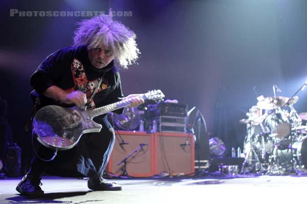 THE MELVINS - 2012-05-26 - PARIS - Espace Charlie Parker - Grande Halle - Roger Osborne